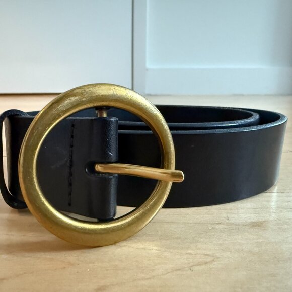 Aritzia Auxilliary Classic Black Belt - Picture 5 of 10